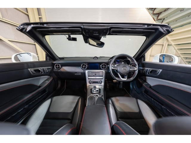 SLCクラス180 スポーツ レッドアートエディション