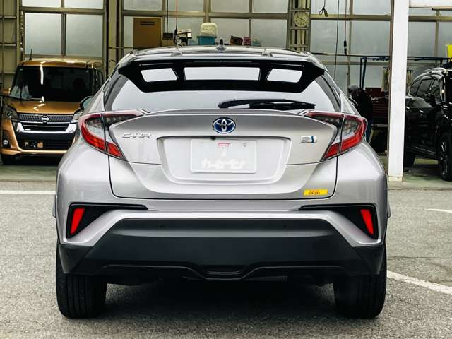 C-HRハイブリッド 1.8 G LED エディション