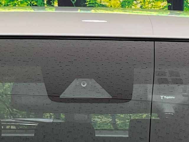 �y�v���N���b�V���Z�[�t�e�B�z�O���̎ԗ��������m���A�Փ˂������Ȏ��͌x��Œ��ӂ𑣂��A�u���[�L�𓥂ޗ͂��T�|�[�g�B�u���[�L�𓥂߂Ȃ������ꍇ�͏Փ˔�Q�y���u���[�L���쓮�A�Փˉ�����T�|�[�g���܂��B