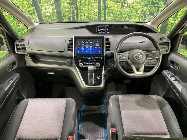 セレナ2.0 ハイウェイスター Vセレクション