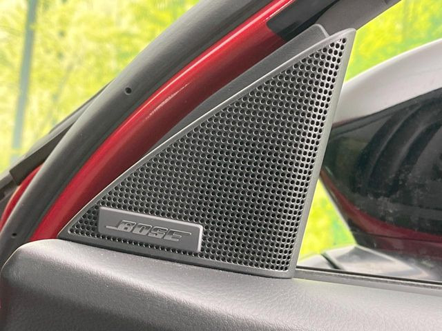 �yBOSE�T�E���h�V�X�e���z���[�J�[�I�v�V�����̍��i�ʃT�E���h�V�X�e���𓋍ځB��p�̃`���[�j���O���{���ꂽ�召�l�X�ȃX�s�[�J�[����ǎ��ȃT�E���h���t�ł��A�Տꊴ���ӂ�鉹����Ԃ����o���܂��B