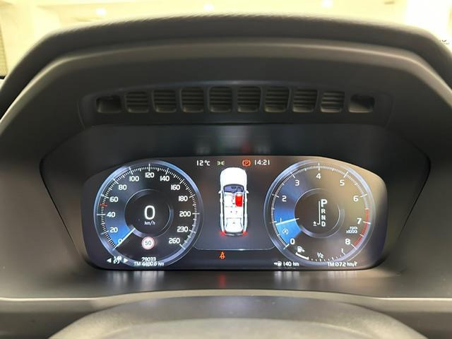 XC90T6 AWD インスクリプション 4WD