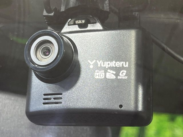 �y�h���C�u���R�[�_�[�z�h���C�u���R�[�_�[����!���s���͂������A������^�]�⎖�̂ɑ��������ہA�f���ŋL�^���A����̃��X�N�ɔ����܂��B���L�^�pSD�J�[�h�͂��q�l�����g�ł��������������K�v������܂��B