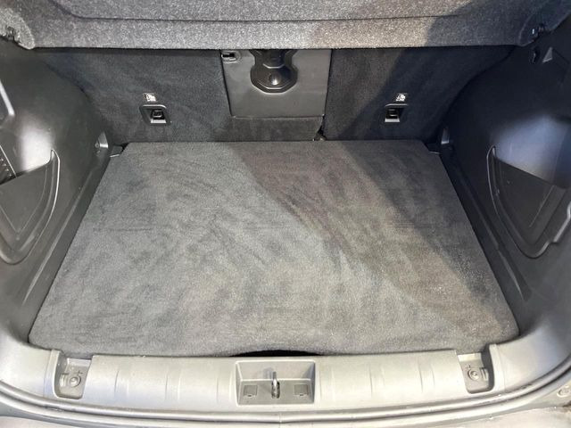 ���g�����N���[��:����L������e�X�y�[�X!���ꂾ���̍L��������΂��������⃌�W���[�Ȃǂɂ��œK�ł�!�g�p�������Ȃ����ꂢ�ȏ�Ԃ��ێ����Ă���܂��B