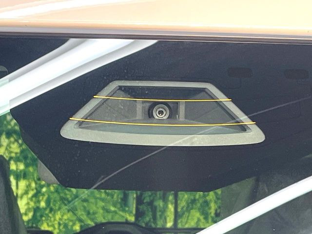 �y�X�Y�L �Z�[�t�e�B�T�|�[�g�z���s���ɑO���̎ԗ�����F�����A�Փ˂������Ȏ��͌x��ƃu���[�L�ŏՓˉ���Ɣ�Q�y�����A�V�X�g�B�����S�Ƀh���C�u�����y���݂��������܂��B