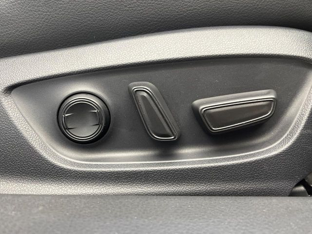 �y�p���[�V�[�g�z�X�C�b�`��ŊȒP�ɃV�[�g�̔��������\!�d��������͂�����܂���!���K�ȃV�[�g�|�W�V�����ɃZ�b�g���āA���K�ȃh���C�u�����y���݂��������B