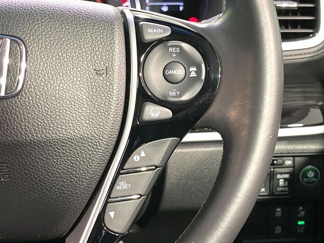 �y�A�_�v�e�B�u�N���[�Y�R���g���[���z�������H�ł̒��������s���y��!!�����ő��x��ۂN���[�Y�R���g���[�����A�Փˌy���V�X�e���ƘA�g���A�O���̎ԗ������m���ĎԊԂ�ۂ悤�ɑ��x���߂��Ă���܂�!!