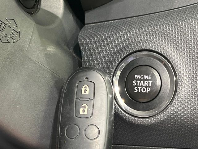 �y�L�[���X�X�^�[�g�V�X�e���z�J�o����|�P�b�g�ɓ��ꂽ�܂܂ł��h�A�̎{���E�������\�ȃX�}�[�g�L�[�𑕔��B�G���W���̃I���E�I�t�����J�M�����o���K�v����������Ƃ��Ă��֗��ł���