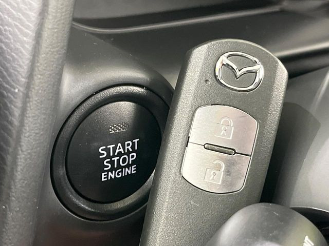 �y�A�h�o���X�g�L�[�z�J�o����|�P�b�g�ɓ��ꂽ�܂܂ł��h�A�̎{���E�������\�ȃX�}�[�g�L�[�𑕔��B�G���W���̃I���E�I�t�����J�M�����o���K�v����������Ƃ��Ă��֗��ł���