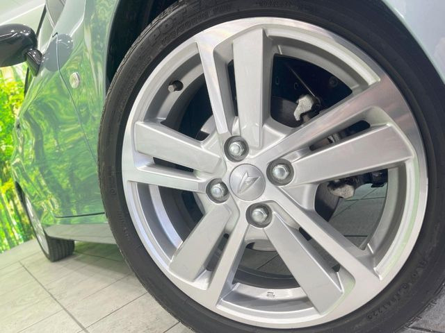 �y����16�C���`�A���~�z�C�[���z�O�ςɃ}�b�`���������A���~�z�C�[���𑕒����Ă���܂��B�e��ЊO�A���~�z�C�[����A�X�^�b�h���X�^�C�����戵�����Ă���܂��B���񂲑��k����������