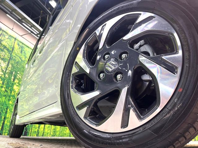 �y����15�C���`�A���~�z�C�[���z�O�ςɃ}�b�`���������A���~�z�C�[���𑕒����Ă���܂��B�e��ЊO�A���~�z�C�[����A�X�^�b�h���X�^�C�����戵�����Ă���܂��B���񂲑��k����������