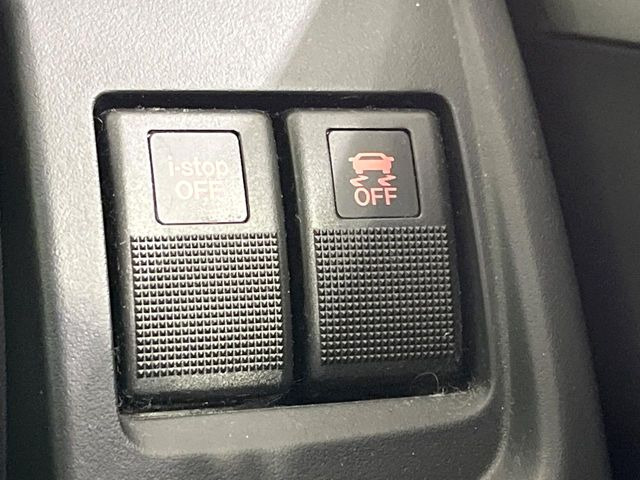 �y������h�~���u�z�ԗ��̉���������m����ƁA�����I�Ɏԗ��̐i�s������ۂ悤�Ɏԗ��𐧌䂵�܂��B�J�̓��ȂǊ���₷���H�ʏ󋵂ł����S�ȉ^�]���\�ł��B