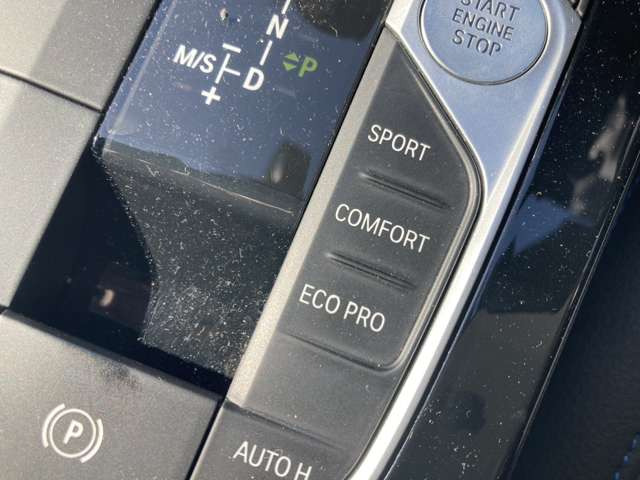 �ׂ����X�C�b�`��@�\�Ɋւ��Ă͒��J�ɐ��������Ă��������܂��B