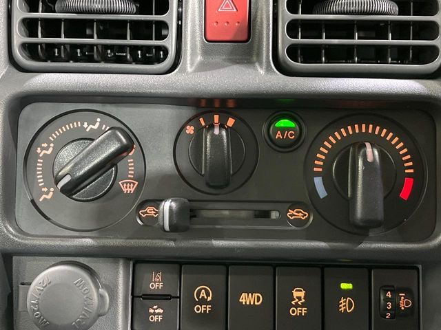 �����~�������Ă��S�Ȃɉ��K�ȋ󒲂�͂��Ă����A�_�C�������G�A�R���𑕔���