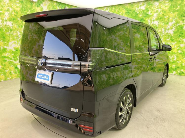 ヴォクシー1.8 ハイブリッド S-Z