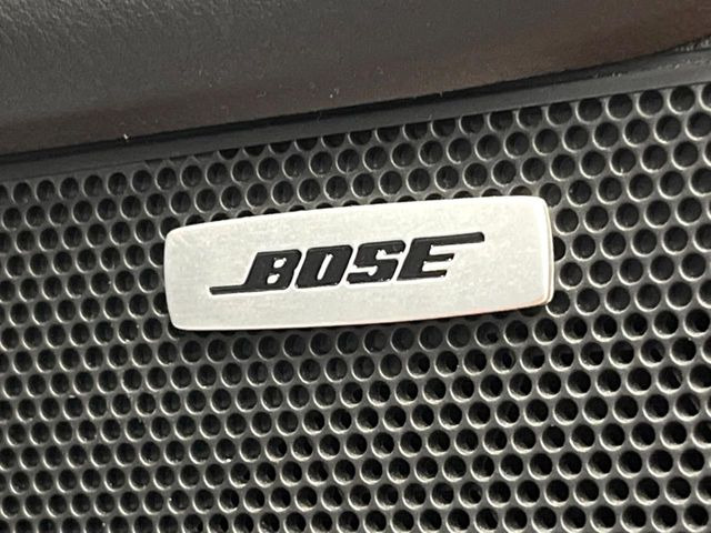 【BOSEサウンドシステム付き純正ナビ】充実のナビ機能はもちろん、高度なチューニング能力が搭載されており、高音質な音楽をお楽しみいただけます♪