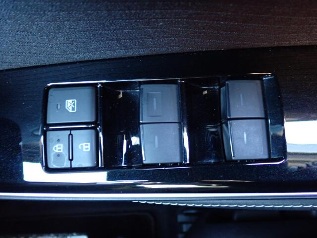 ���̊J�͓d��(�p���[�E�B���h)�ɂȂ�܂��̂ŁA�֗��ł���ˁB