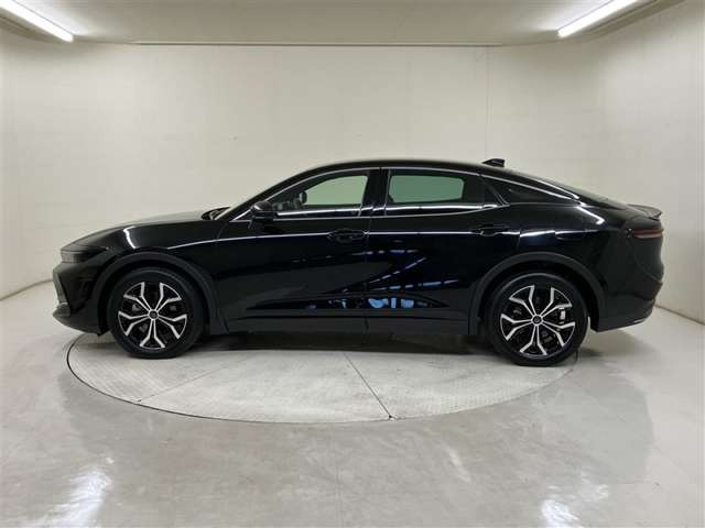 クラウンクロスオーバー2.5 G アドバンスト E-Four 4WD