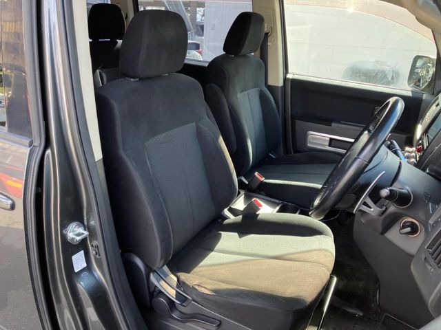 �^�]�ȃV�[�g���͎g�p�������Ȃ��A�ǍD�ȏ�ԂƂȂ��Ă��܂��B���J�Ɏg���Ă������Ƃ��悭�킩��܂��ˁB