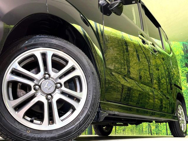 �y����14�C���`�A���~�z�C�[���z�O�ςɃ}�b�`���������A���~�z�C�[���𑕒����Ă���܂��B�e��ЊO�A���~�z�C�[����A�X�^�b�h���X�^�C�����戵�����Ă���܂��B���񂲑��k����������