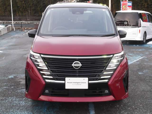 セレナ1.4 e-POWER ハイウェイスターV