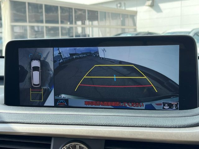 �y�p�m���~�b�N�r���[���j�^�[�z��p�̃J�����ɂ��A�ォ�猩���낵���悤�Ȏ��_��360�x�N���}�̎��͂��m�F���邱�Ƃ��ł��܂������p�������m�F���₷���A�����ꏊ�ł̐؂�Ԃ��⒓�Ԃ��X���[�Y�ɍs���܂��B