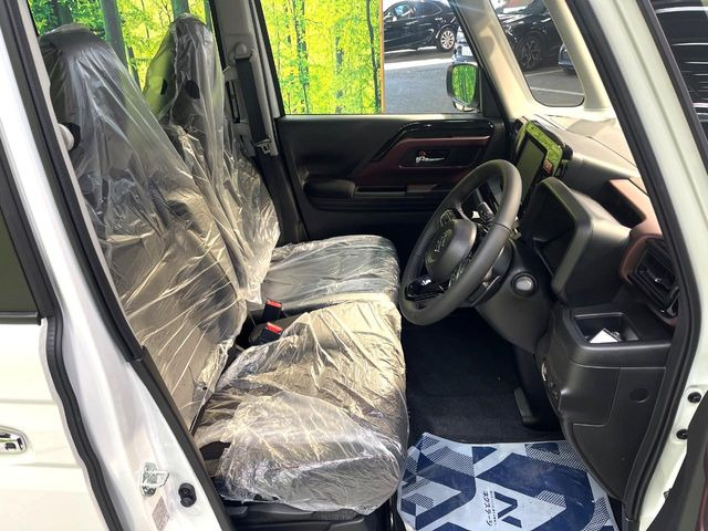 �y�n�[�t���U�[�V�[�g�z�������ƍ���S�n�𗼗������l�C�̃V�[�g���w�ʁE���ʂ̃t�@�u���b�N�f�ނ́A�ʋC���̗ǂ��⊊��ɂ����ɗD��Ă��܂��B�C���╞���ɍ��E���ꂸ���K�ɂ���肢�������܂��B