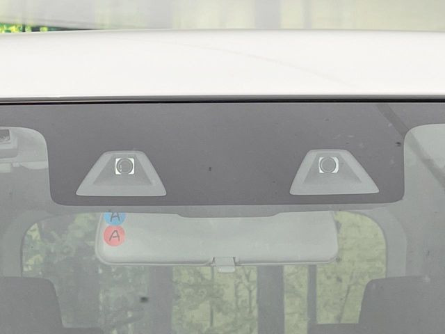 �y�X�Y�L �Z�[�t�e�B�T�|�[�g�z���s���ɑO���̎ԗ�����F�����A�Փ˂������Ȏ��͌x��ƃu���[�L�ŏՓˉ���Ɣ�Q�y�����A�V�X�g�B�����S�Ƀh���C�u�����y���݂��������܂��B