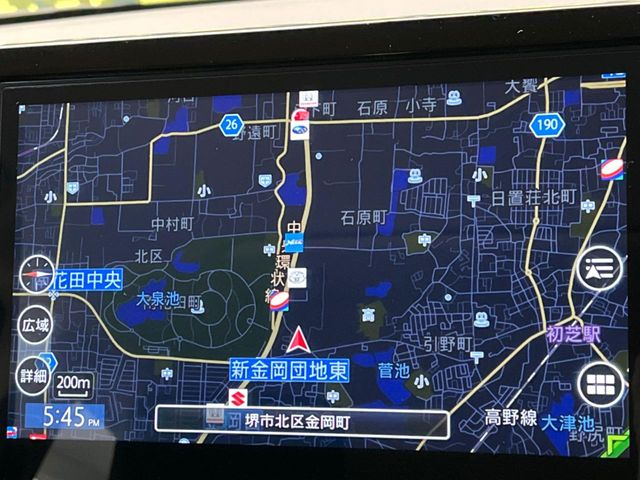 �y����10�^�i�r�z�l�C�̏����i�r�𑕔����Ă���܂��B�i�r�̎g���₷���͂������A�I�[�f�B�I�@�\���[��!�L�����v�◷�s�͂������A�ʋ΂┃�����ȂǕ��i�̃h���C�u���y�����Ȃ�͂���