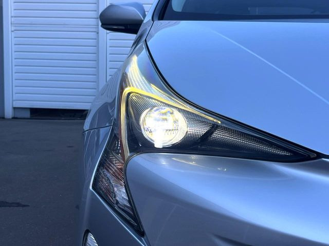 �yLED�w�b�h���C�g�z���V����ԑ��s�����ǍD�Ȏ��E���m�ۂ����S���ĉ^�]�ł��鍂�P�xLED�w�b�h���C�g�𑕔�!�_�����x�������A����d�͂��}�����Ă��܂��B