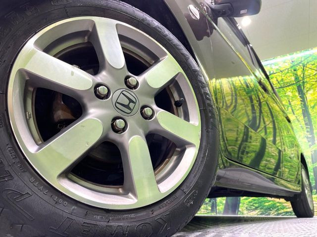 �y����14�C���`�A���~�z�C�[���z�O�ςɃ}�b�`���������A���~�z�C�[���𑕒����Ă���܂��B�e��ЊO�A���~�z�C�[����A�X�^�b�h���X�^�C�����戵�����Ă���܂��B���񂲑��k����������