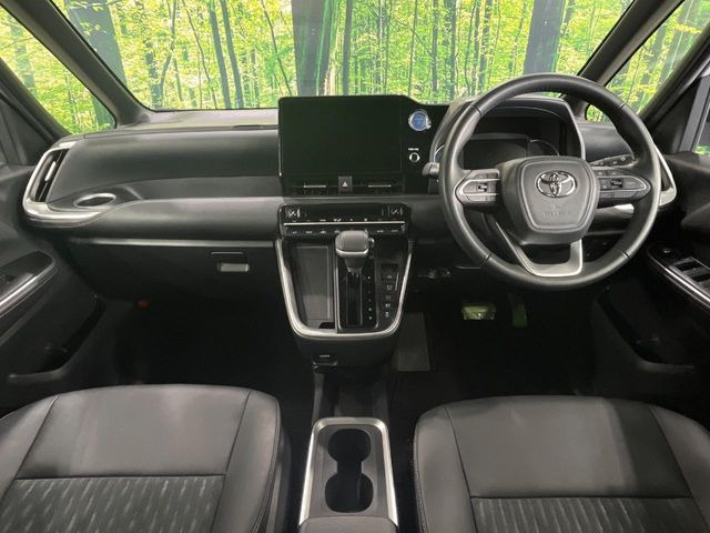 ノア1.8 ハイブリッド S-Z