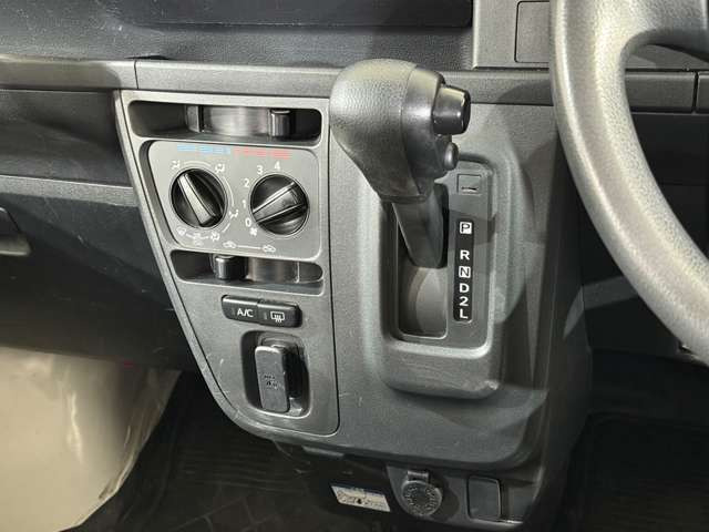 �[�ԑO�ɂ͑S�Ԑ�p�@�B�ŃN���[�j���O�����Ȃ��Ă��܂�!���X�܂ŃL���C�Ɏd�グ�Ă��炨�n�����܂�!