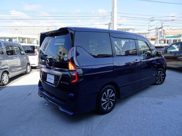 セレナ1.2 e-POWER ハイウェイスター V