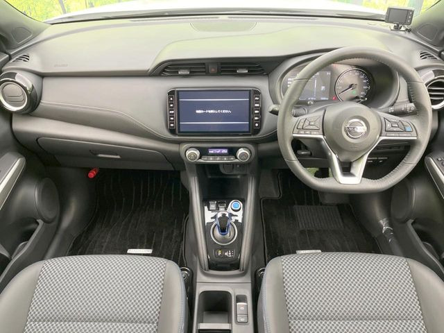 グループ総在庫数約30,000台!!全国の系列店からメーカー・車種問わずご紹介出来るので、あなたにピッタリのお車が見つかるはずです♪まずはお問い合わせ下さい☆