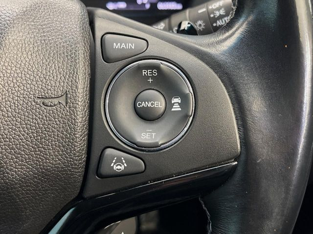 �y�z���_�Z���V���O�z���s���ɑO���̎ԗ�����F�����A�Փ˂������Ȏ��͌x��ƃu���[�L�ŏՓˉ���Ɣ�Q�y�����A�V�X�g�B�����S�Ƀh���C�u�����y���݂��������܂��B