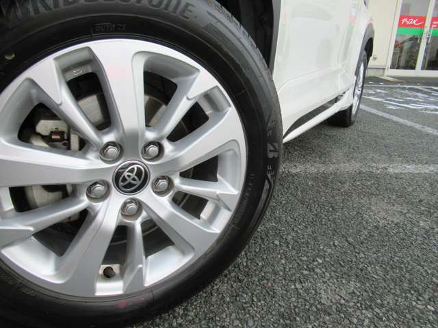 ヤリスクロス1.5 ハイブリッド G E-Four 4WD