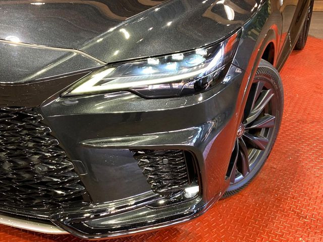 �yLED�w�b�h���C�g�z���V����ԑ��s�����ǍD�Ȏ��E���m�ۂ����S���ĉ^�]�ł��鍂�P�xLED�w�b�h���C�g�𑕔�!�_�����x�������A����d�͂��}�����Ă��܂��B