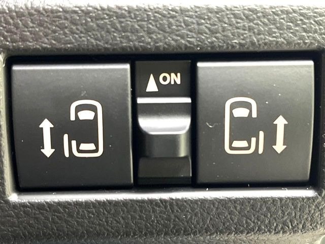 �y�����p���[�X���C�h�h�A�z�X�}�[�g�L�[��^�]�Ȃ̃X�C�b�`�Ō�ȗ����X���C�h�h�A�̊J���\���d��������͂����ăh�A���J����K�v�������A�����Ȃ��q�l�ł��ȒP�ɊJ���߂ł����K�ł���