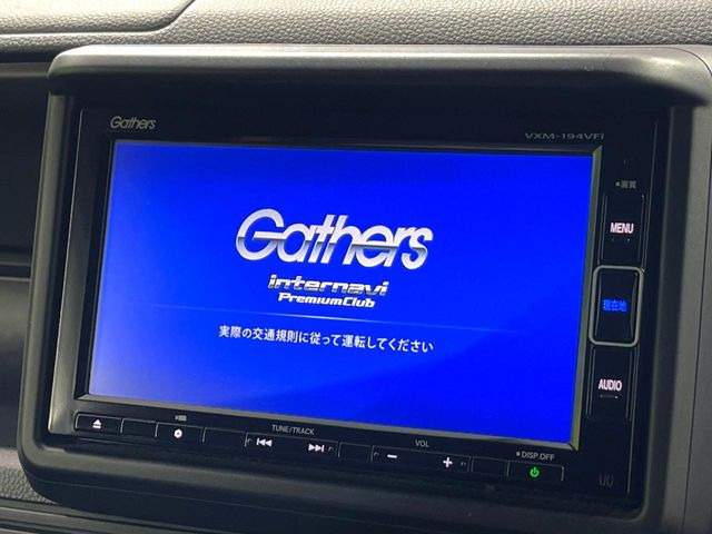 �y�����i�r�z�l�C�̏����i�r�𑕔����Ă���܂��B�i�r�̎g���₷���͂������A�I�[�f�B�I�@�\���[��!�L�����v�◷�s�͂������A�ʋ΂┃�����ȂǕ��i�̃h���C�u���y�����Ȃ�͂���