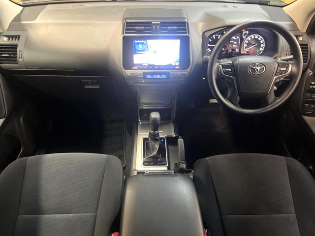 グループ総在庫数約30,000台!!全国の系列店からメーカー・車種問わずご紹介出来るので、あなたにピッタリのお車が見つかるはずです♪まずはお問い合わせ下さい☆