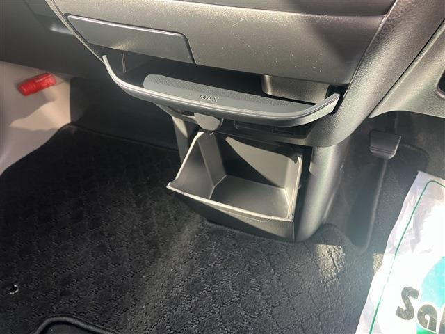 �K���X�R�[�e�B���O�A�i�r�Q�[�V�����AETC�ȂǁA���̑��̃p�[�c�̎��t�������ς���̂����k�������Ă���܂�!!�N���}�̂��Ɖ��ł����C����������!