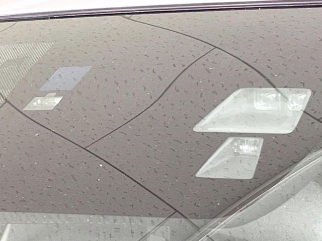 �y�X�}�[�g�V�e�B�u���[�L�T�|�[�g�z�ᑬ���s���ɑO���̎ԗ�����F�����A�Փ˂������Ȏ��͌x��ƃu���[�L�ŏՓˉ���Ɣ�Q�y�����A�V�X�g�B�����S�Ƀh���C�u�����y���݂��������܂��B