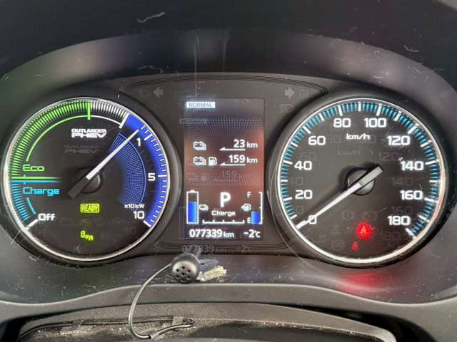 �C�ɂȂ邨�Ԃ�����܂�����E�̓d�b�ԍ����璼�ڂ��X�ɂ��₢���킹���������B�x�����@����ԗ����A��Ԃ܂łȂ�ł������������Ē����܂��B�X�^�b�t�ꓯ���A�����҂����Ă���܂��B