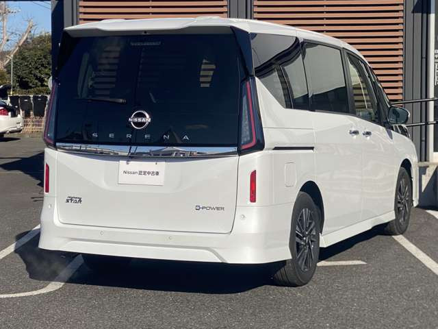 セレナ1.4 e-POWER ハイウェイスターV