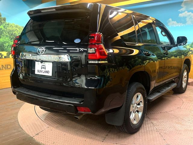 ☆全国のネクステージからお取り寄せが可能※!遠方の店舗に展示してあるクルマが気になる場合も、最寄りの店舗でご覧いただくことが可能です!是非私たちに要望をお聞かせください!※別途費用