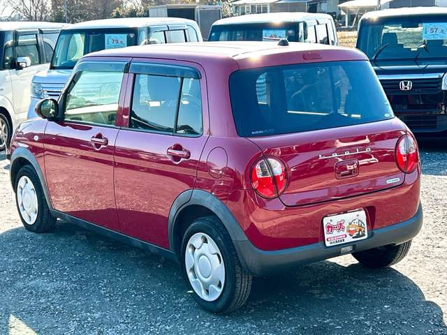 ���X�ł͌y�����Ԃ��畁�ʎԂ܂ŕ��L���I�[�����[�J�[�̎Ԏ�E�F�E�O���[�h��L�x�ɑ����Ă���܂��B