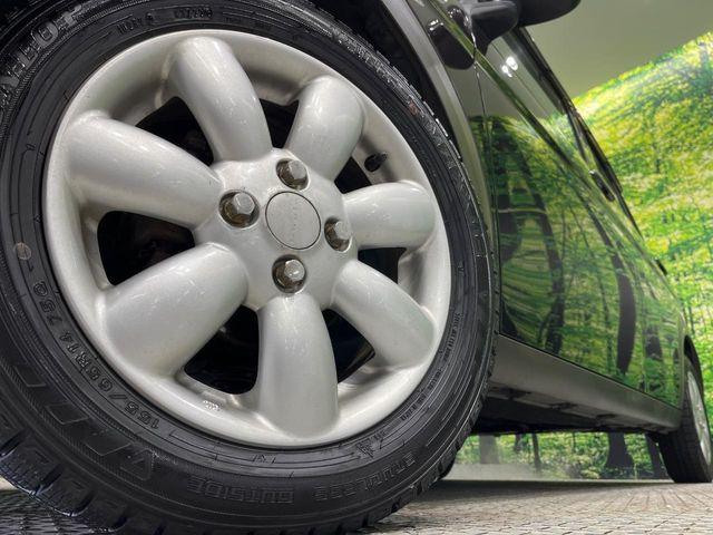 �y����14�C���`�A���~�z�C�[���z�O�ςɃ}�b�`���������A���~�z�C�[���𑕒����Ă���܂��B�e��ЊO�A���~�z�C�[����A�X�^�b�h���X�^�C�����戵�����Ă���܂��B���񂲑��k����������