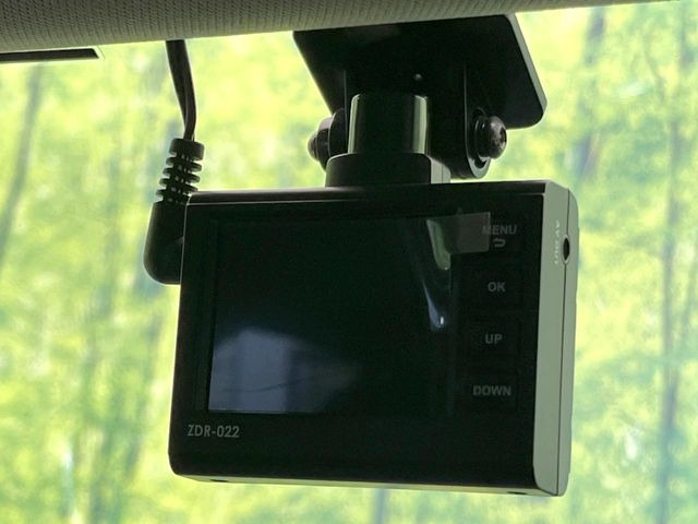 �y�h���C�u���R�[�_�[�z�h���C�u���R�[�_�[����!���s���͂������A������^�]�⎖�̂ɑ��������ہA�f���ŋL�^���A����̃��X�N�ɔ����܂��B���L�^�pSD�J�[�h�͂��q�l�����g�ł��������������K�v������܂��B