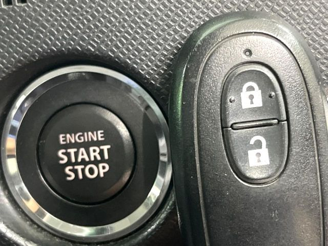 �y�L�[���X�X�^�[�g�V�X�e���z�J�o����|�P�b�g�ɓ��ꂽ�܂܂ł��h�A�̎{���E�������\�ȃX�}�[�g�L�[�𑕔��B�G���W���̃I���E�I�t�����J�M�����o���K�v����������Ƃ��Ă��֗��ł���